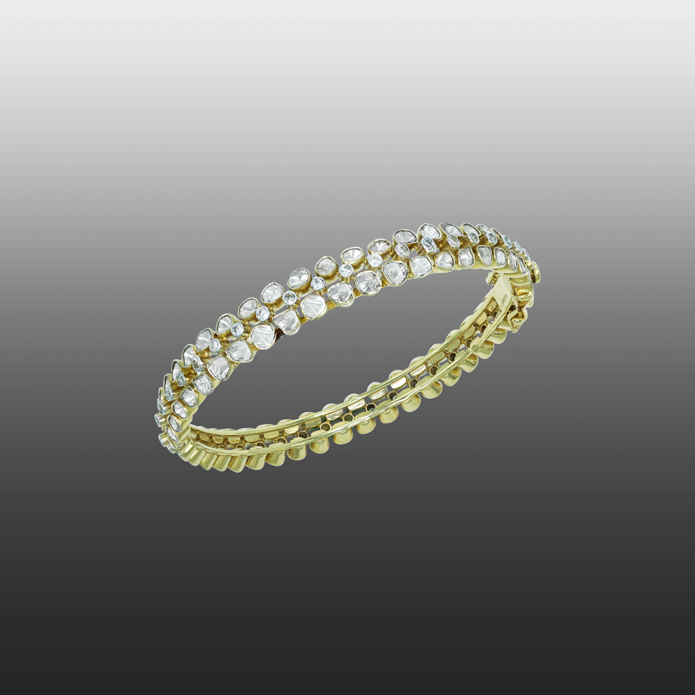 Bangle with Double Rows of Polkis in Opensetting Design